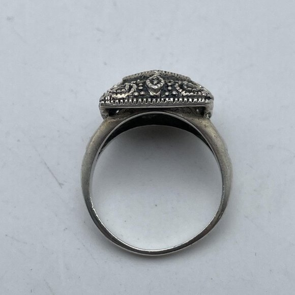 Sterling Silver Women's Stylish Ring with Gray Square Marcasite Gemstone Sz 6.7 - Picture 4 of 6